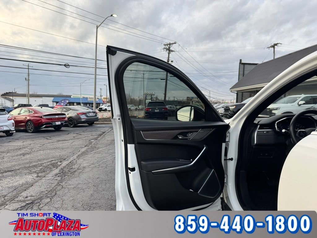 Used 2021 Jaguar F-PACE S image 45