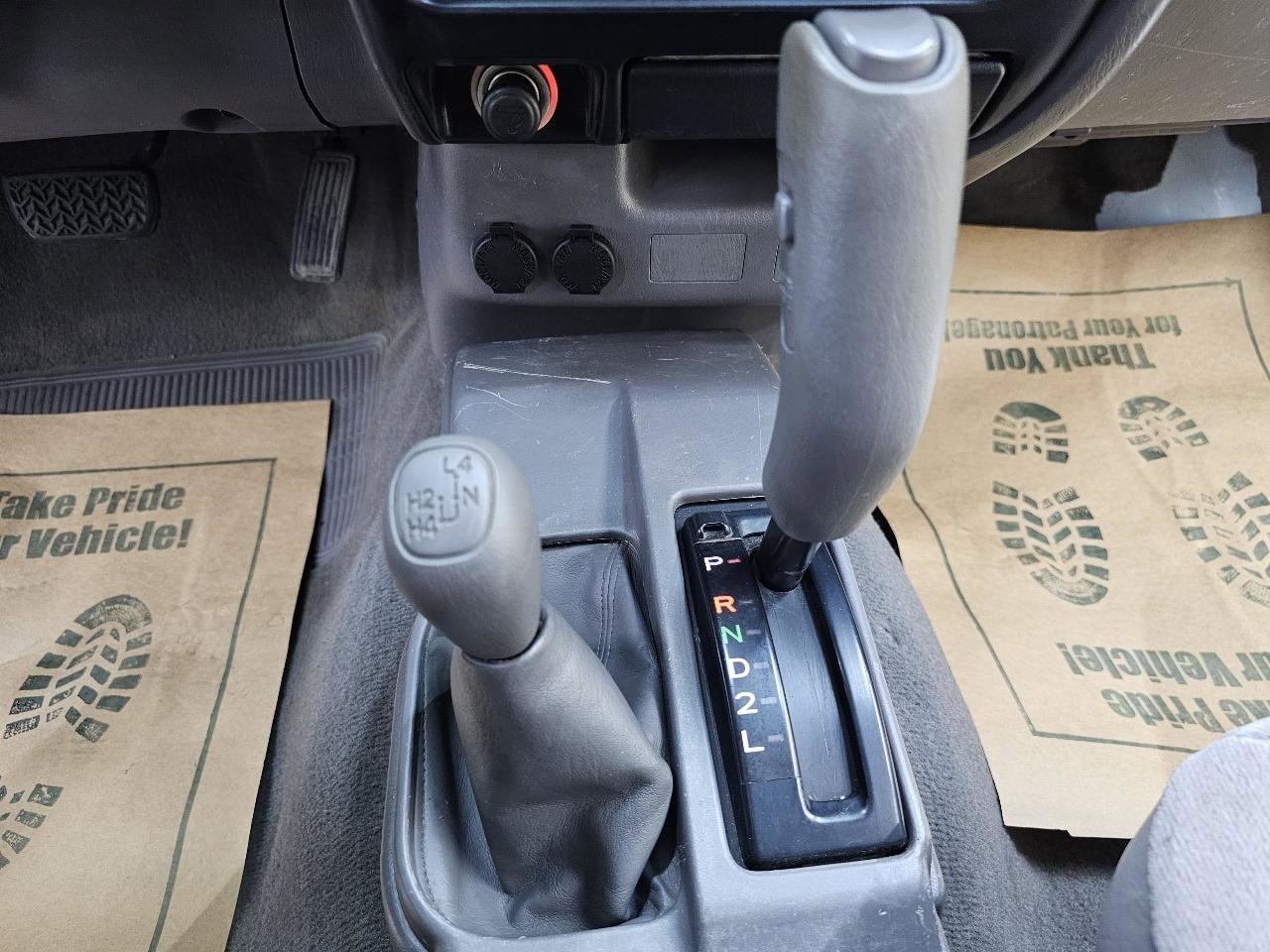 Used 2004 Toyota Tacoma 4x4 Xtracab V6 image 24