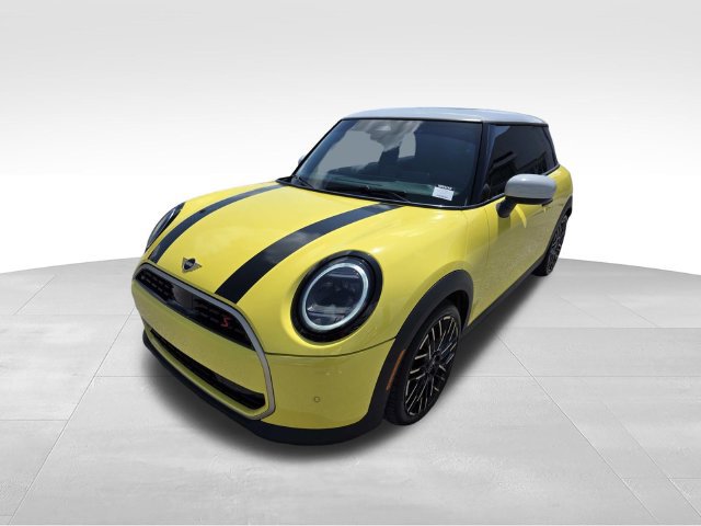 Used 2025 MINI Cooper S FWD image 5
