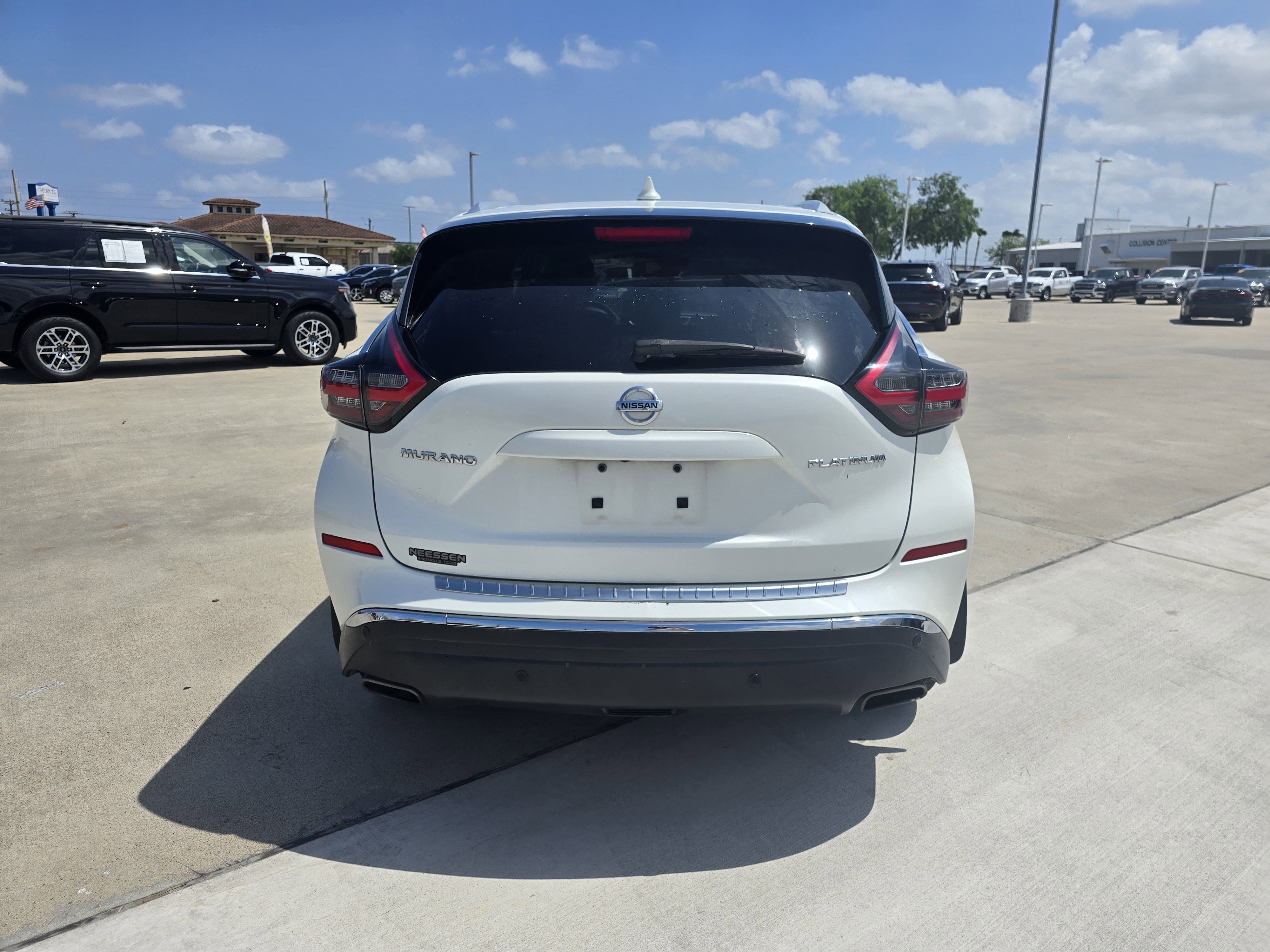 Used 2020 Nissan Murano Platinum w/ Cargo Package image 4