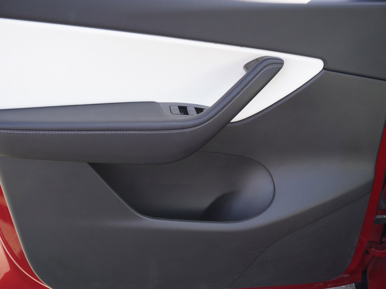 Used 2021 Tesla Model Y Long Range image 19