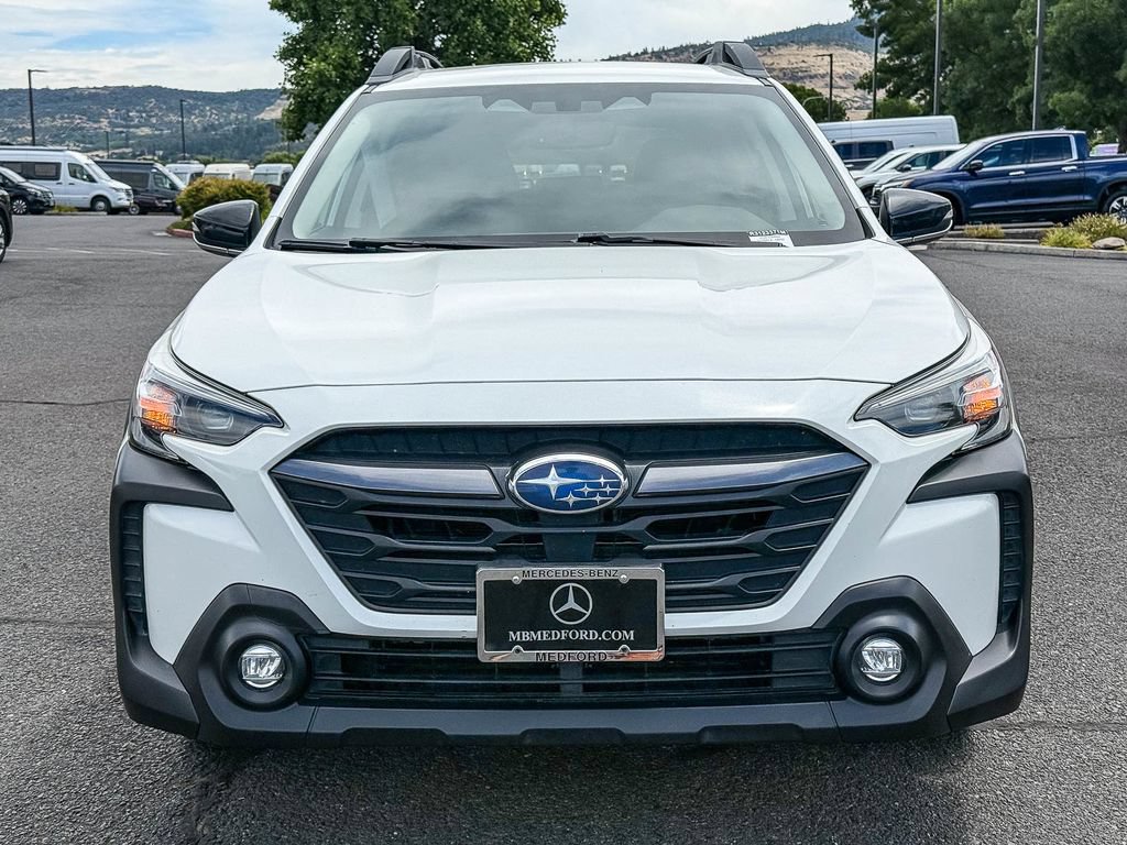 Used 2024 Subaru Outback Premium AWD/4WD image 4