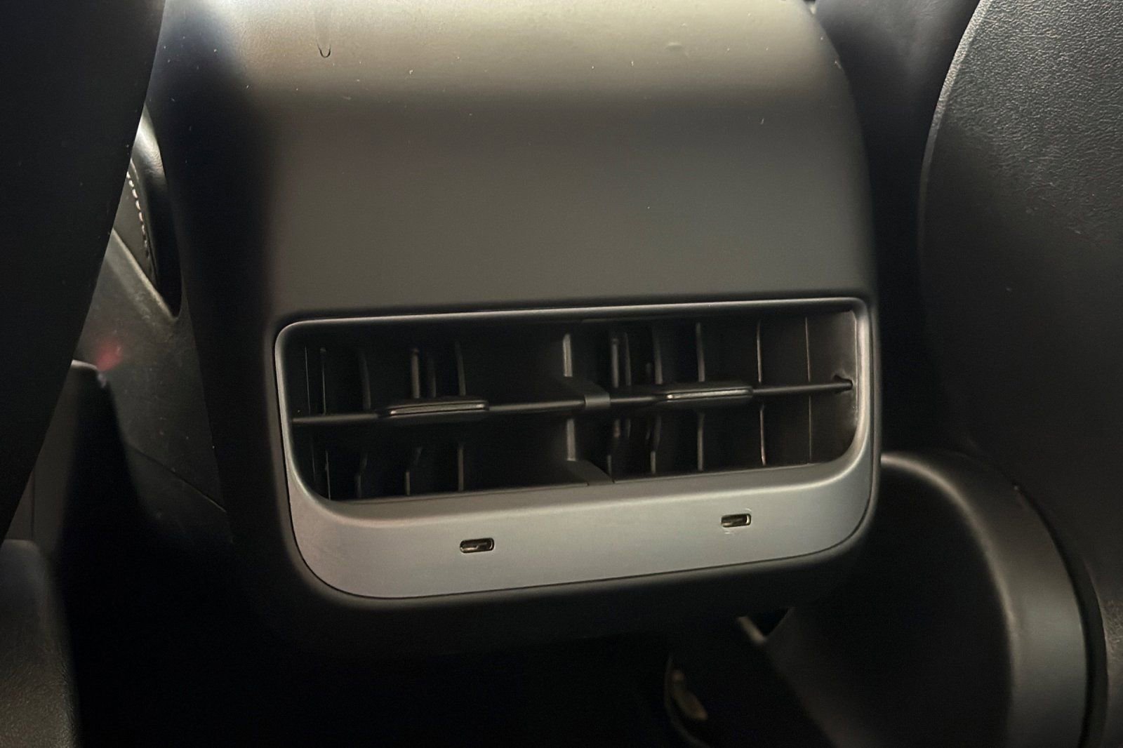 Used 2022 Tesla Model 3 Long Range AWD/4WD image 13