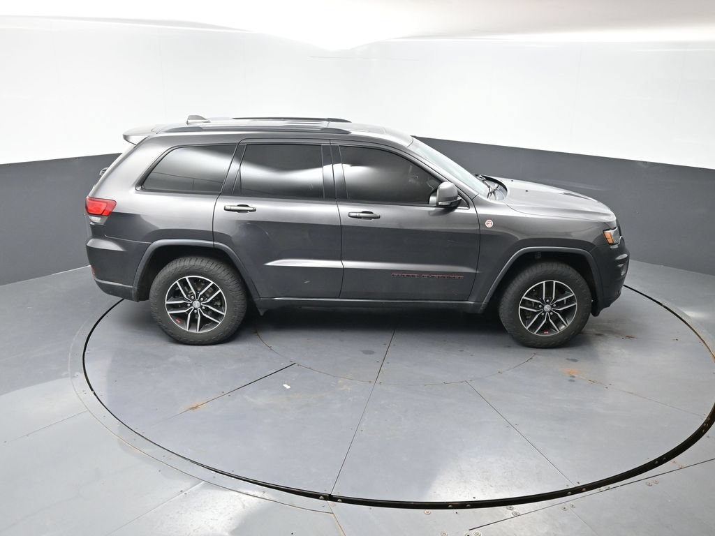 Used 2017 Jeep Grand Cherokee Trailhawk AWD/4WD image 15
