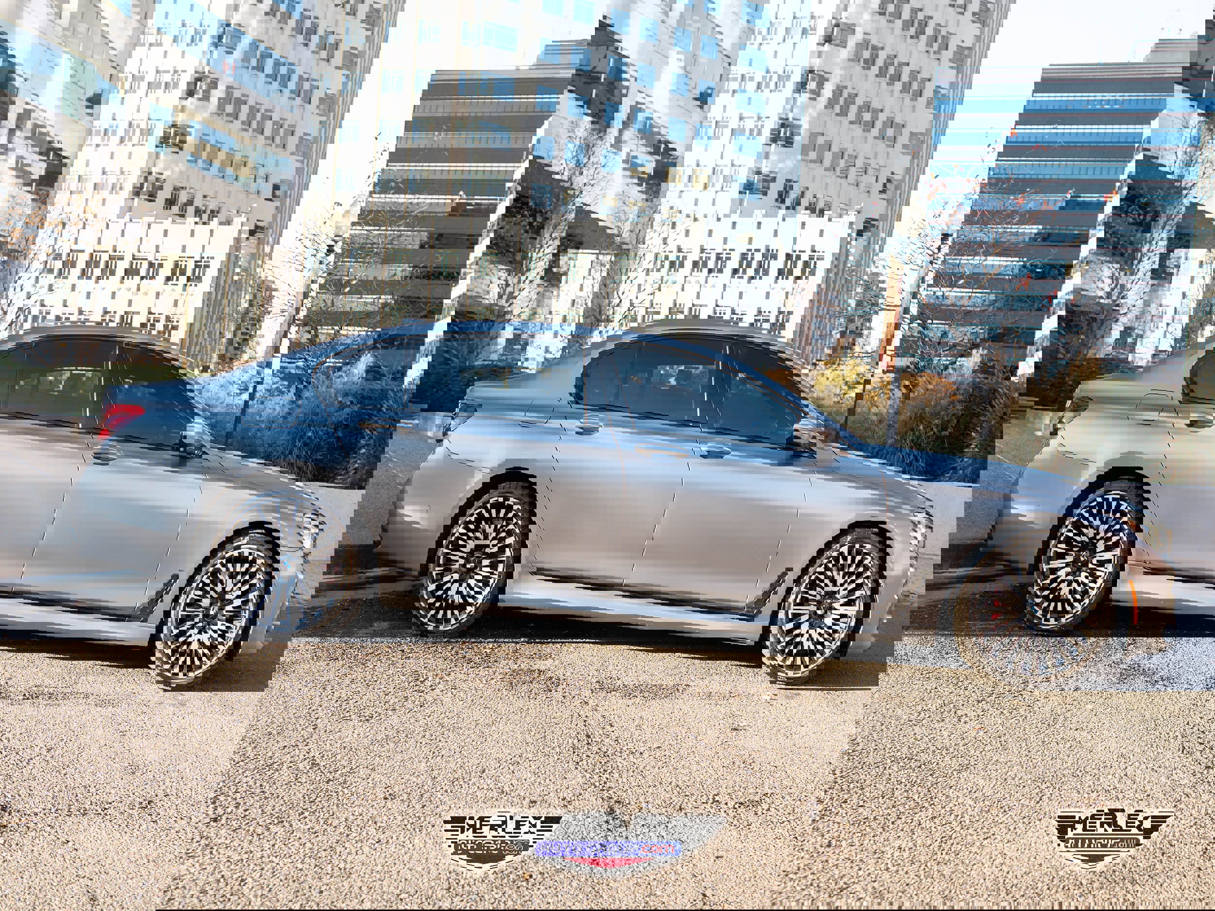 Used 2018 BMW 750i w/ Executive Package image 8