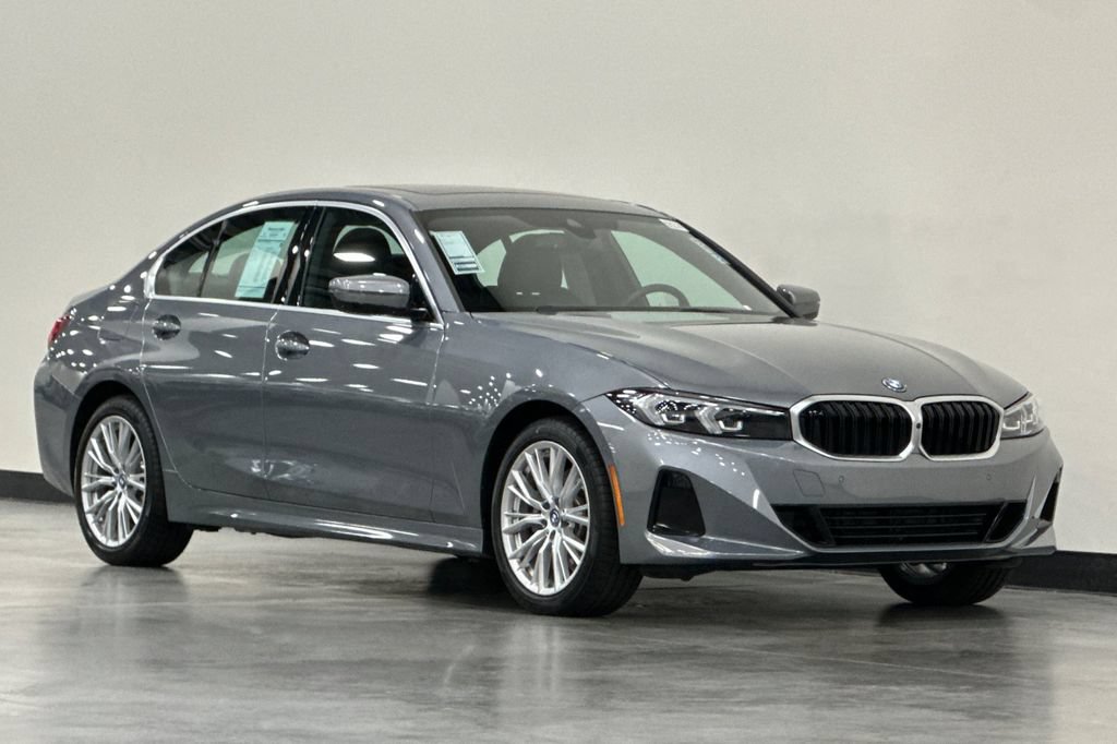 Used 2024 BMW 330e w/ Convenience Package RWD image 2