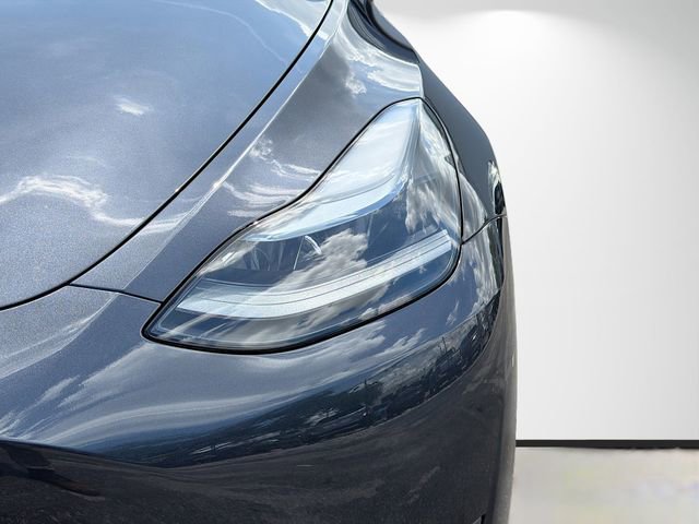 Used 2024 Tesla Model Y Long Range AWD/4WD image 9