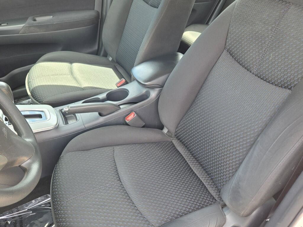 Used 2014 Nissan Sentra SR FWD image 16