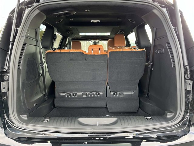 New 2026 Chrysler Pacifica Pinnacle image 19