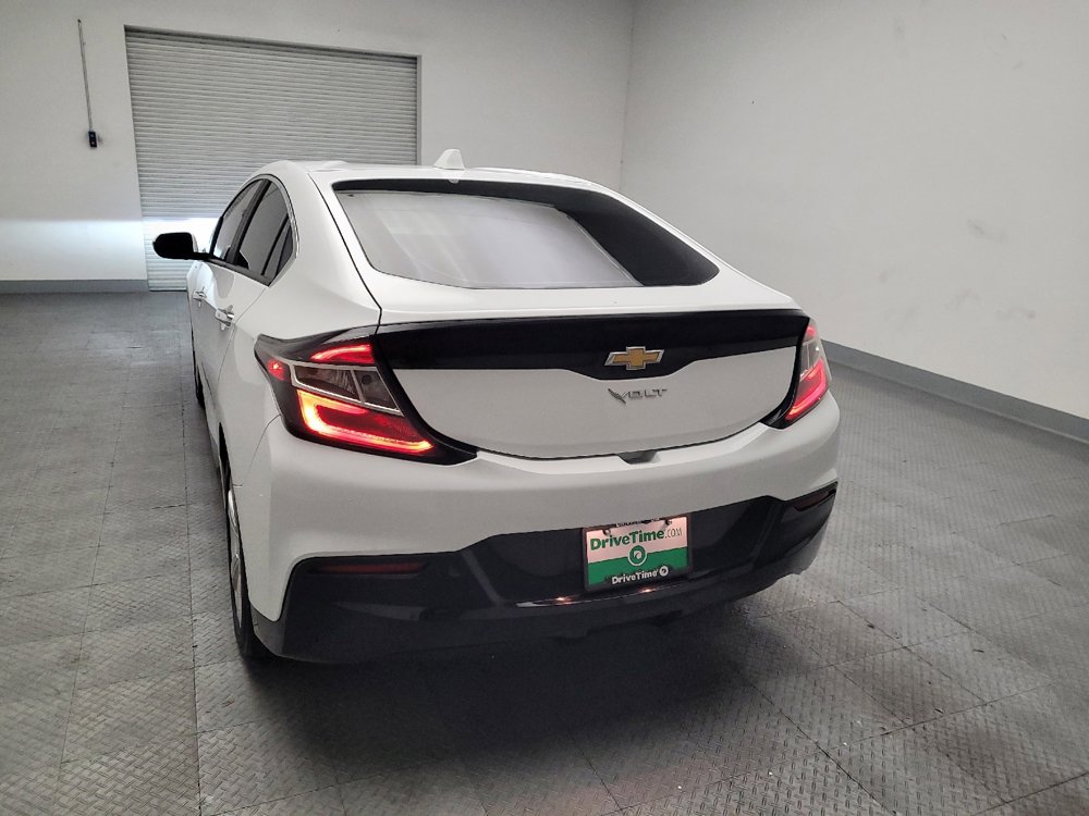 Used 2017 Chevrolet Volt LT w/ Comfort Package image 6