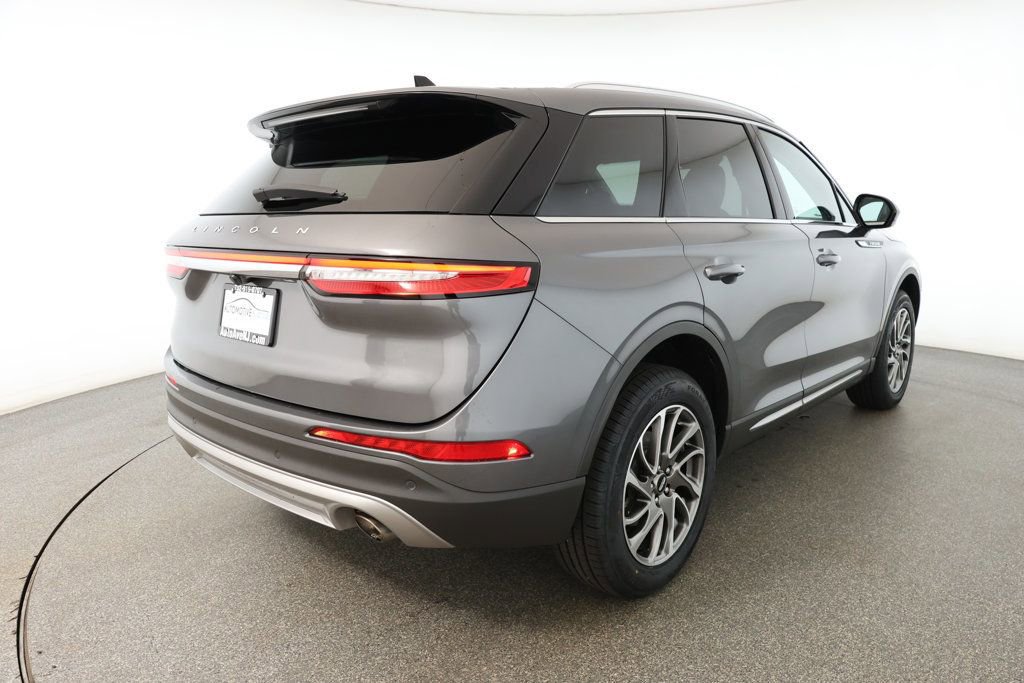 Used 2022 Lincoln Corsair AWD w/ Equipment Group 101A image 4