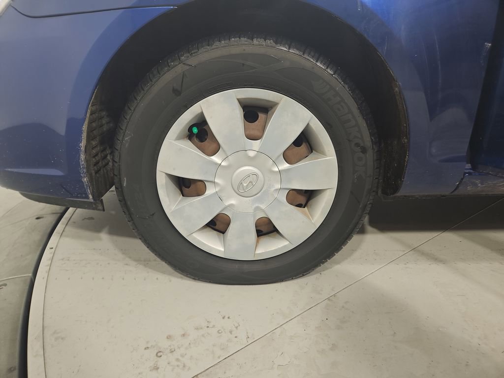 Used 2007 Hyundai Accent GS image 24