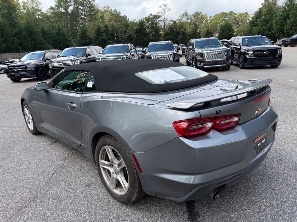 Used 2020 Chevrolet Camaro LT RWD image 4