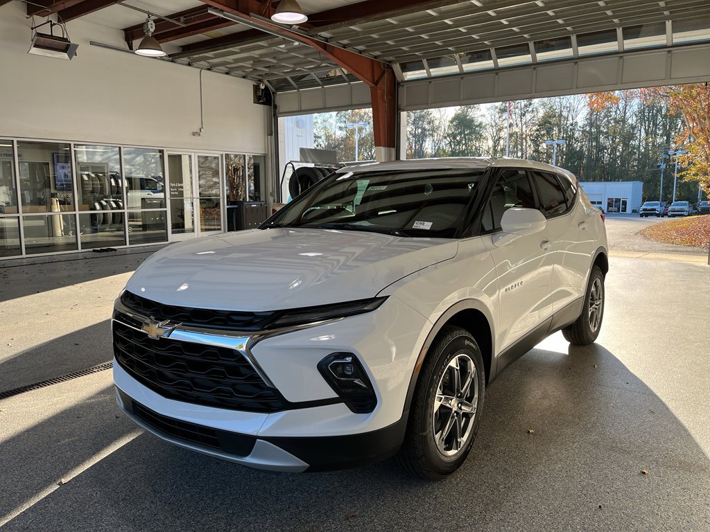New 2026 Chevrolet Blazer LT w/ LPO, Floor Liner Package image 4