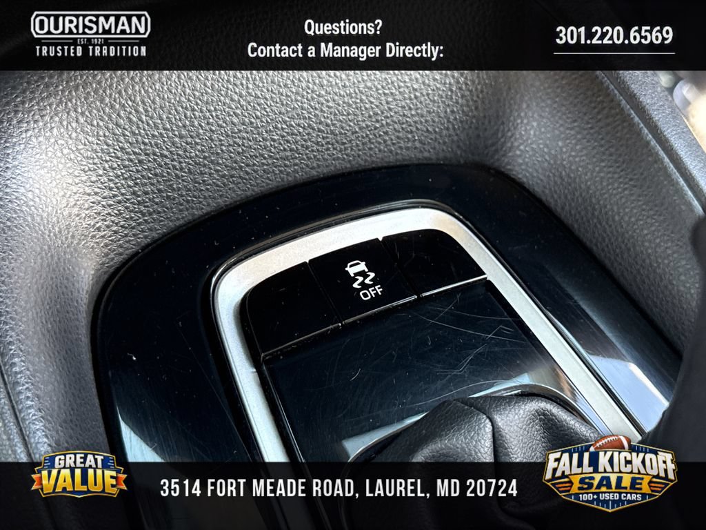Used 2024 Toyota Corolla LE FWD image 22