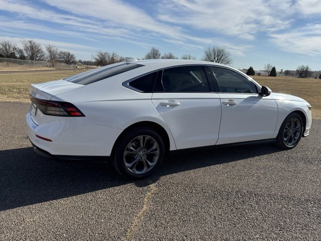 Used 2024 Honda Accord EX image 6
