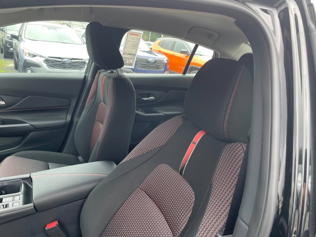 New 2026 Nissan Sentra SR w/ Floor Mat Package FWD image 10