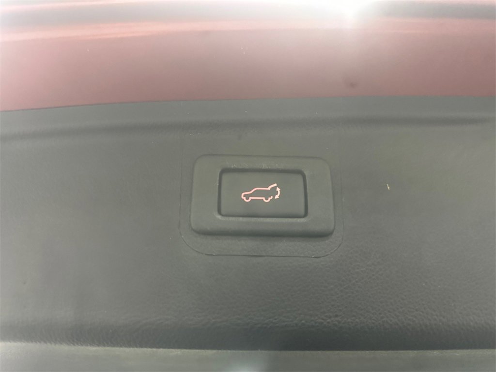 Used 2018 Subaru Outback 2.5i Limited image 21