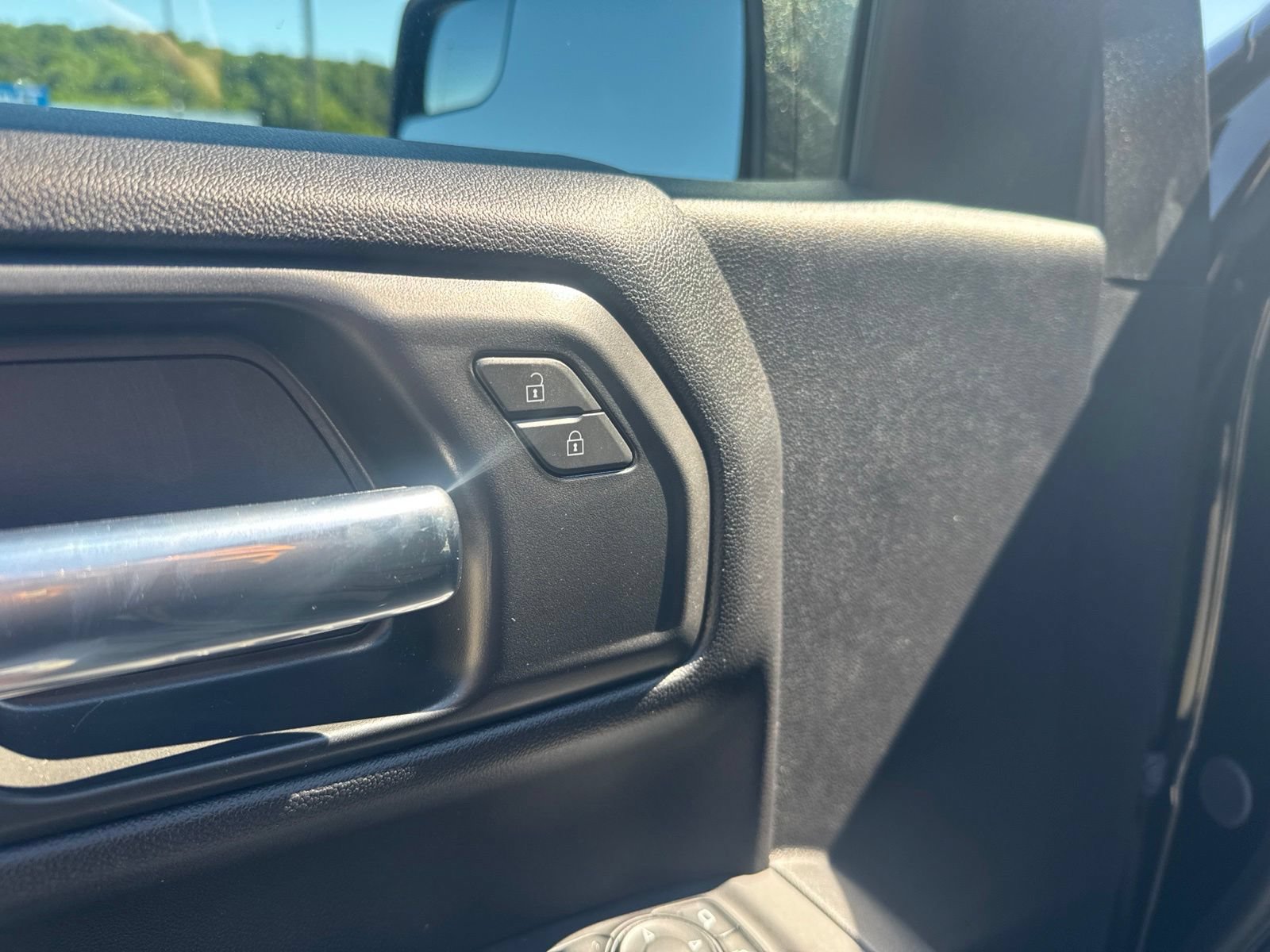 New 2026 Chevrolet Silverado 1500 Custom w/ Turbomax Blackout Package AWD/4WD image 16