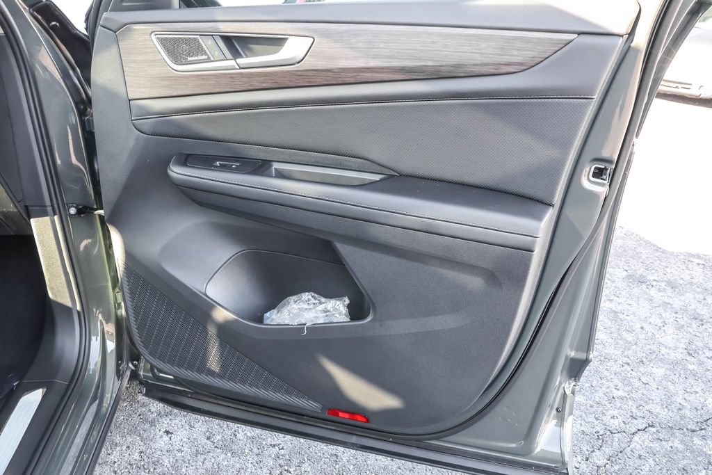 Used 2026 Volkswagen Atlas SEL Premium R-Line AWD/4WD image 39