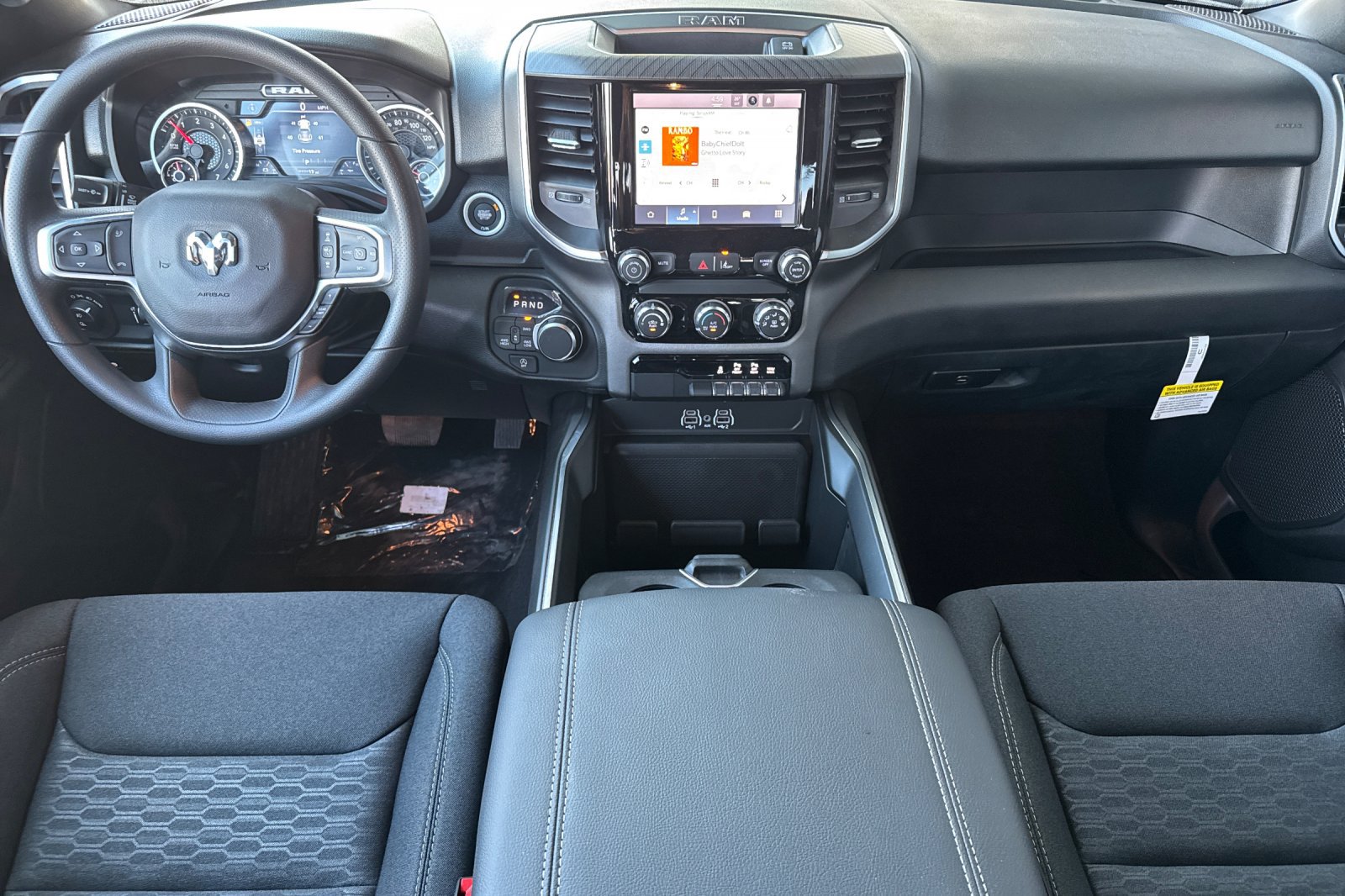 New 2026 RAM 1500 Express AWD/4WD image 12