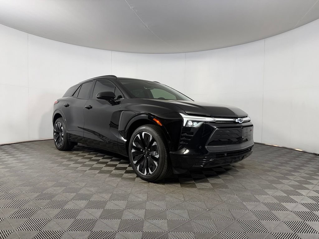 Used 2026 Chevrolet Blazer EV RS w/ Super Cruise Package FWD image 5