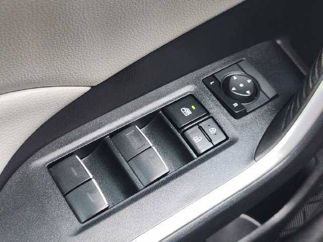 Used 2023 Toyota RAV4 XLE Premium FWD image 22