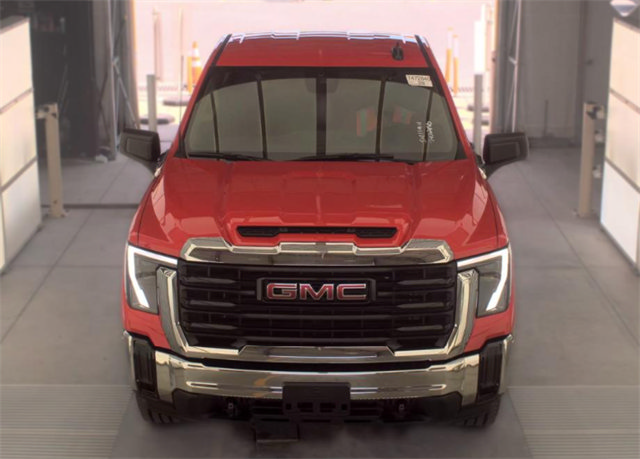 Used 2026 GMC Sierra 2500 Pro w/ Convenience Package AWD/4WD image 2