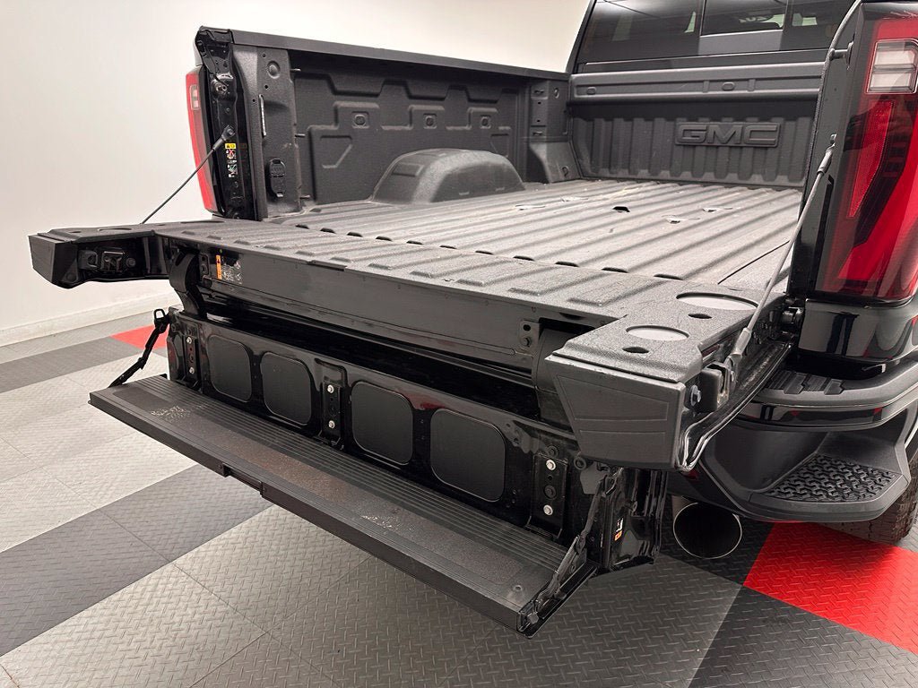 Used 2026 GMC Sierra 2500 Denali AWD/4WD image 26