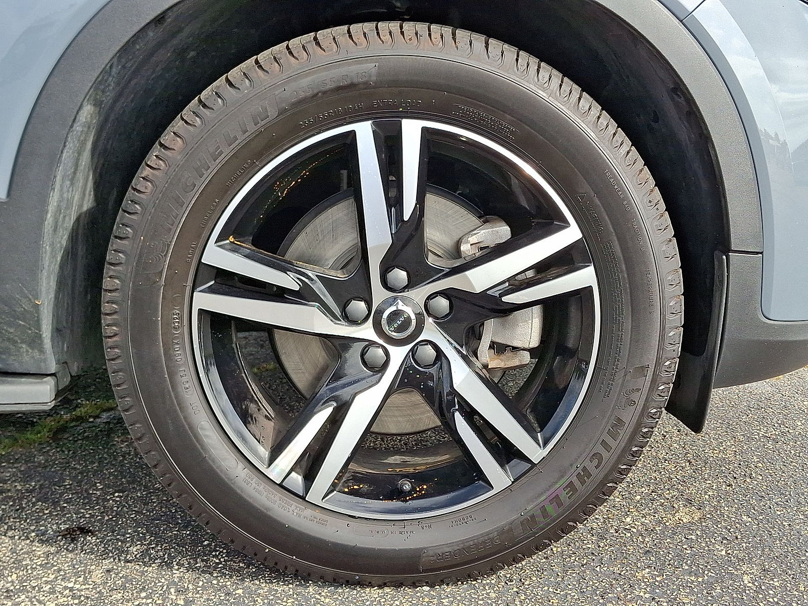 Used 2023 Volvo XC40 B5 Core AWD/4WD image 27