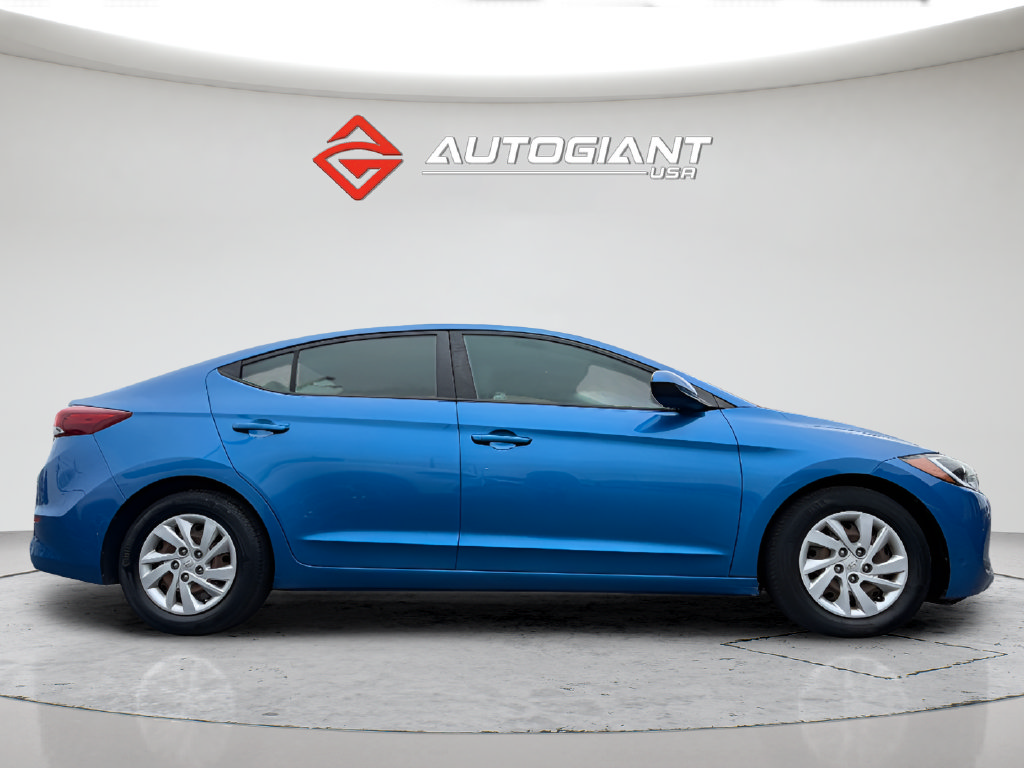 Used 2017 Hyundai Elantra SE FWD image 8