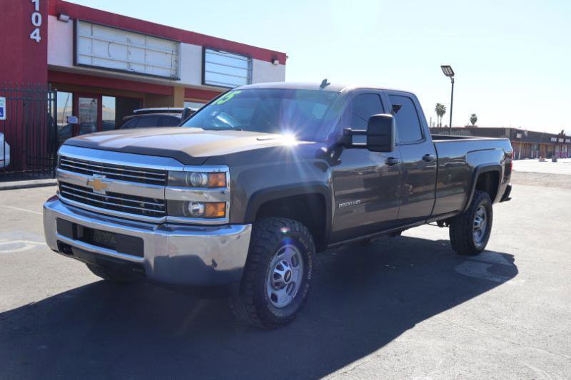 Used 2015 Chevrolet Silverado 2500 W/T w/ WT Convenience Package AWD/4WD image 3
