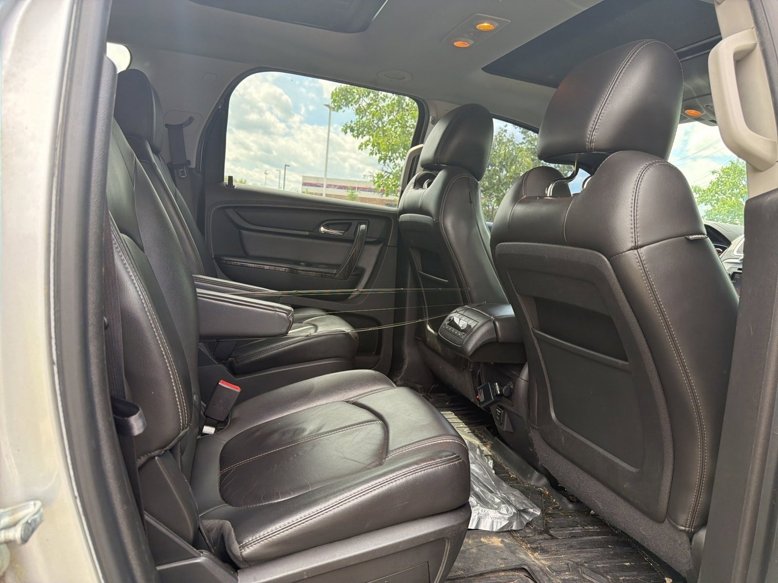 Used 2016 GMC Acadia SLT w/ Open Road Package AWD/4WD image 20