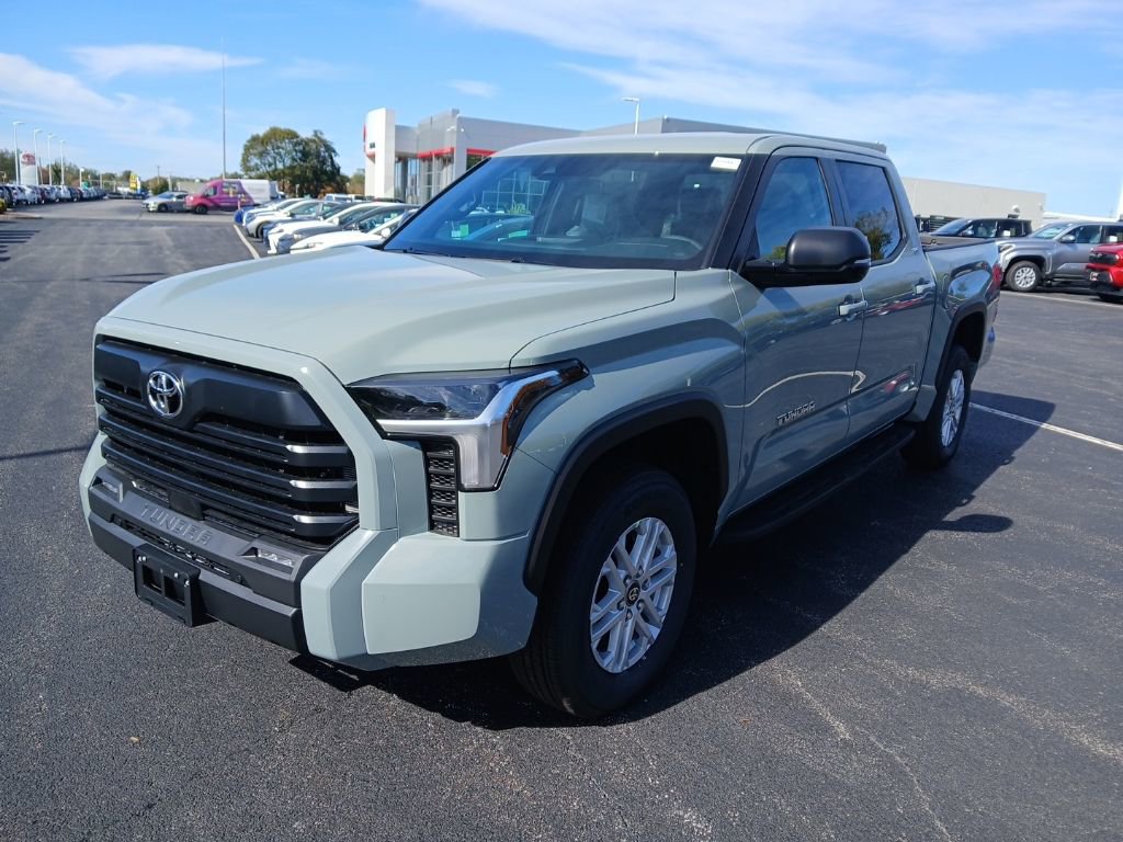 New 2026 Toyota Tundra SR5 image 2