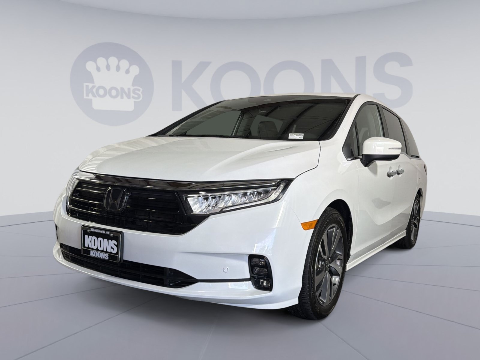 Used 2023 Honda Odyssey Touring image 1