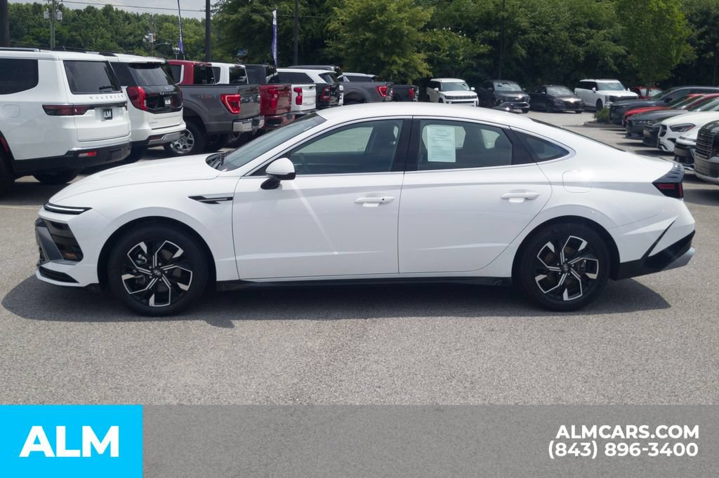 Certified 2025 Hyundai Sonata SEL FWD image 10