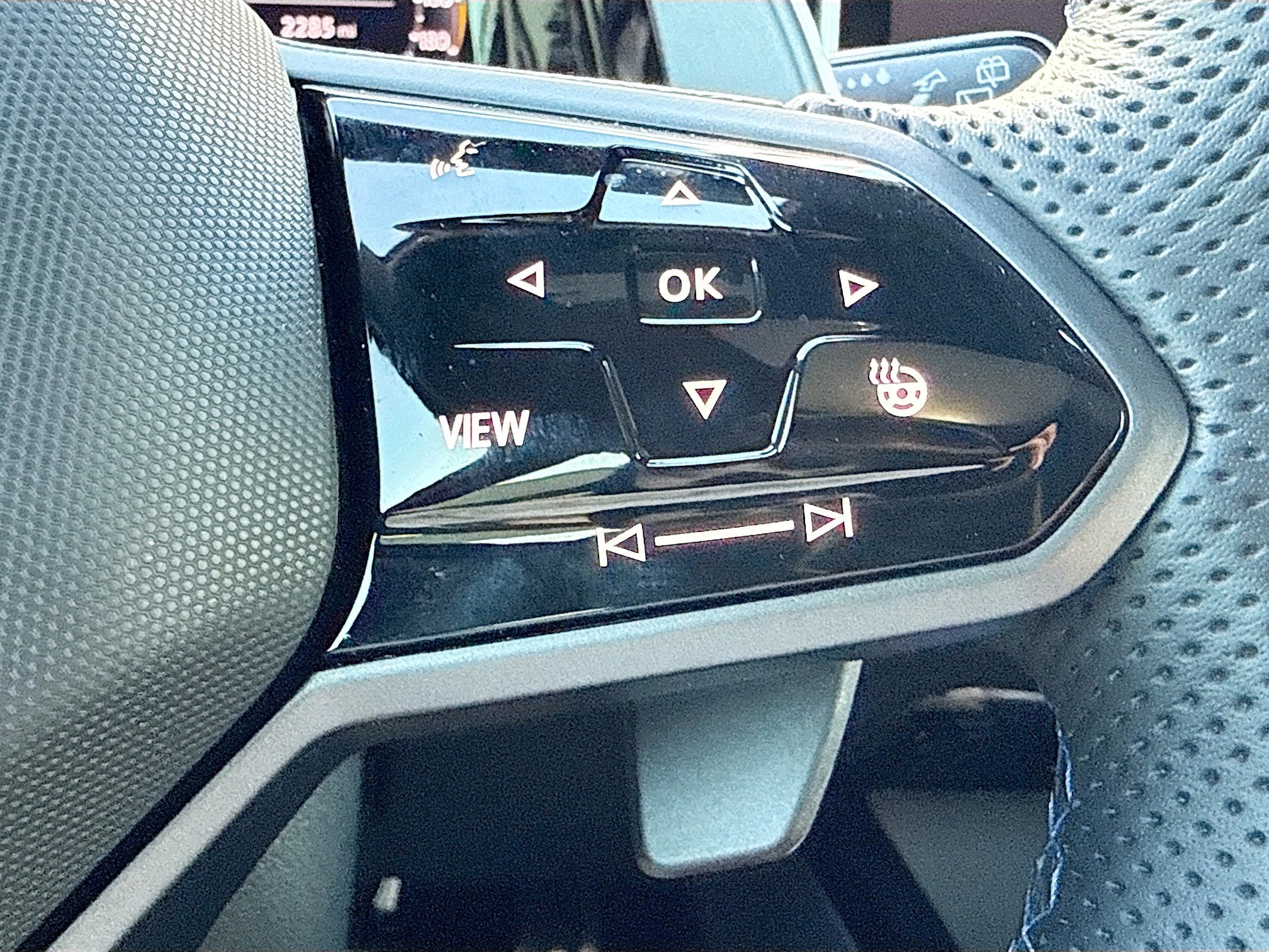 Used 2026 Volkswagen Golf AWD/4WD image 36