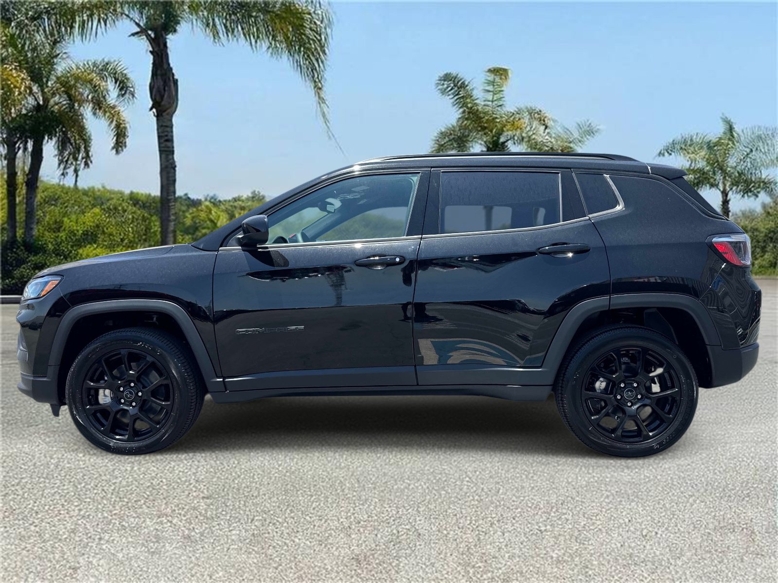New 2026 Jeep Compass Latitude AWD/4WD image 2