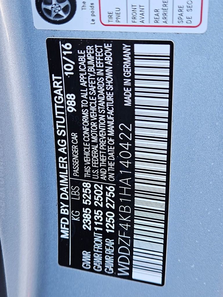 Used 2017 Mercedes-Benz E 300 4MATIC image 31