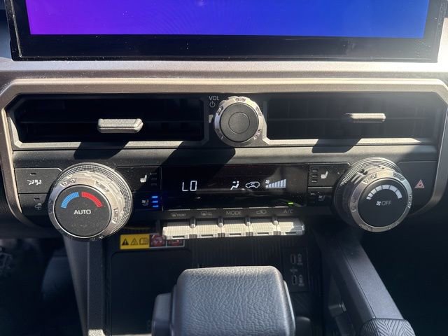 Used 2025 Toyota 4Runner TRD Off-Road Premium image 33