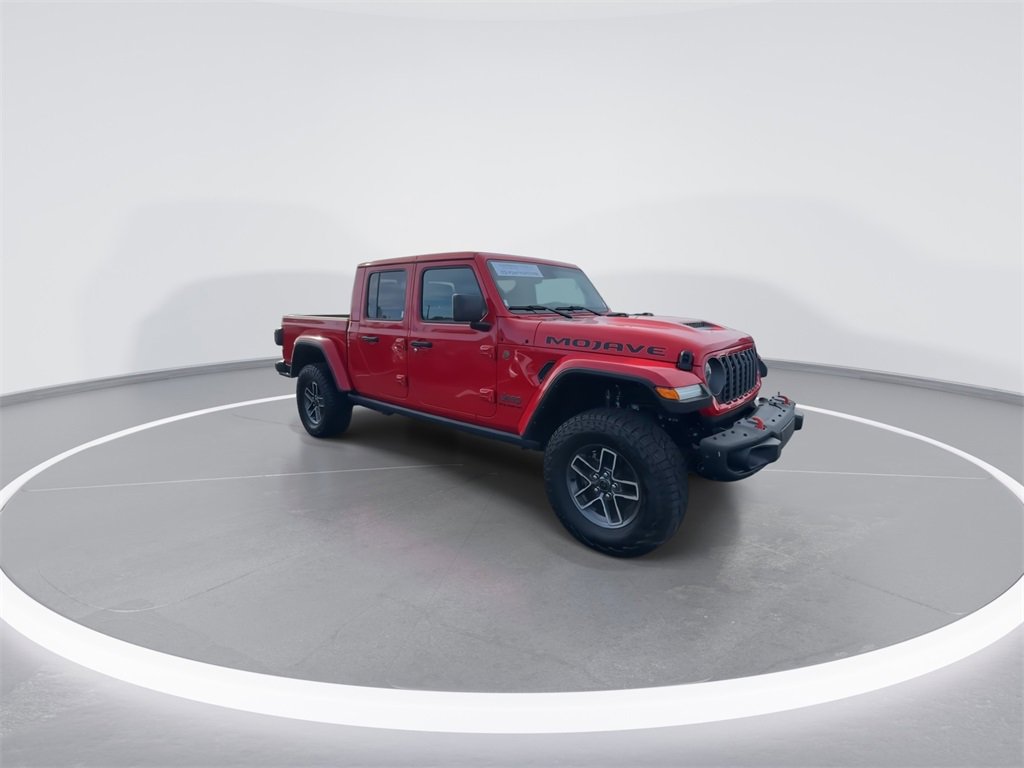 Used 2024 Jeep Gladiator Mojave image 2