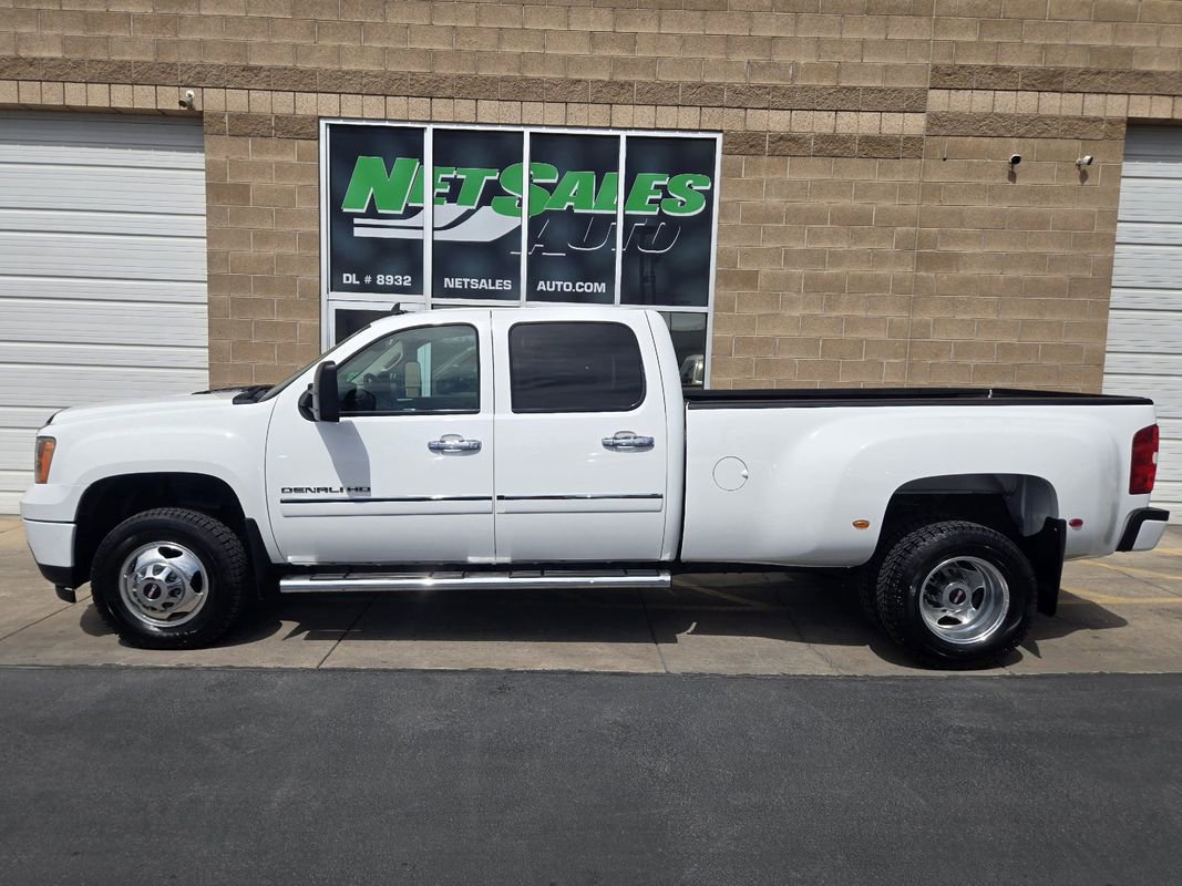Used 2013 GMC Sierra 3500 Denali image 3