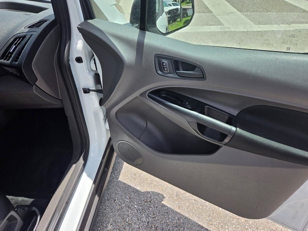 Used 2020 Ford Transit Connect XL FWD image 18