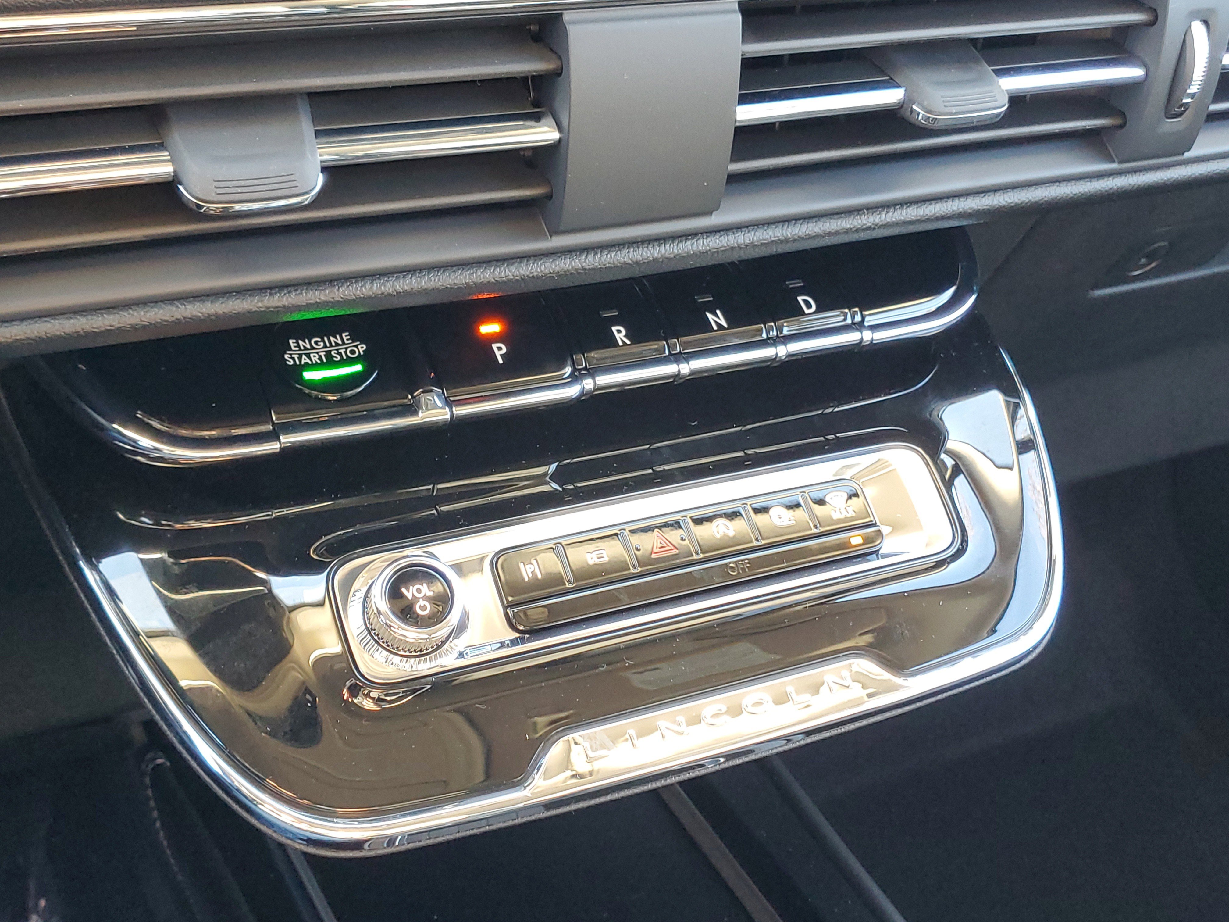 New 2026 Lincoln Corsair Premiere image 22