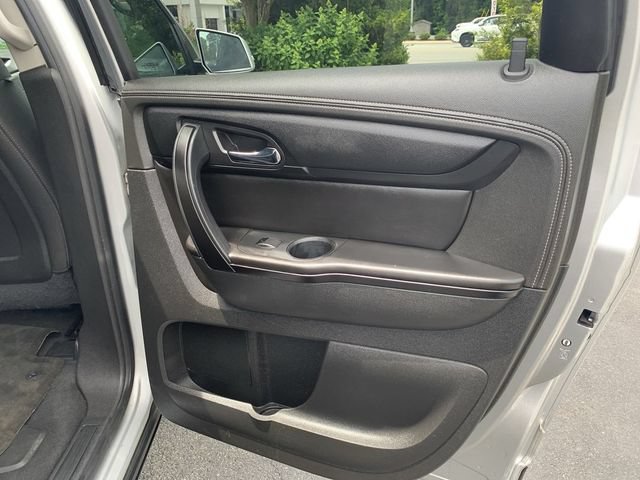 Used 2015 Chevrolet Traverse LT w/ Style and Technology Package AWD/4WD image 11