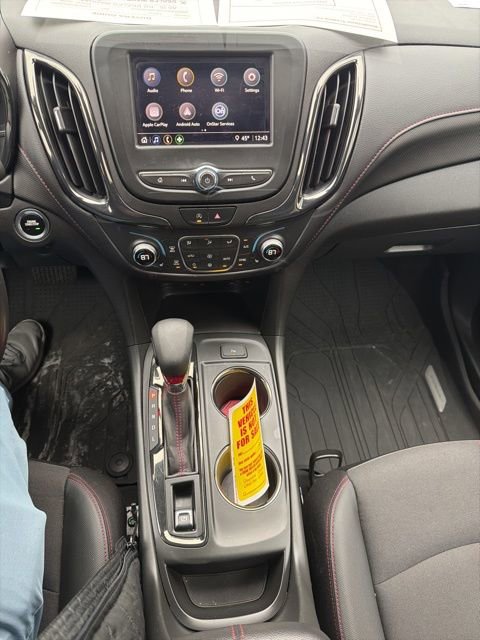 Used 2022 Chevrolet Equinox RS w/ LPO, Floor Liner Package image 11
