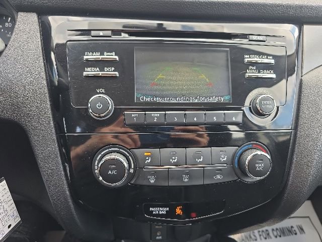 Used 2018 Nissan Rogue Sport S w/ S Appearance Package AWD/4WD image 23