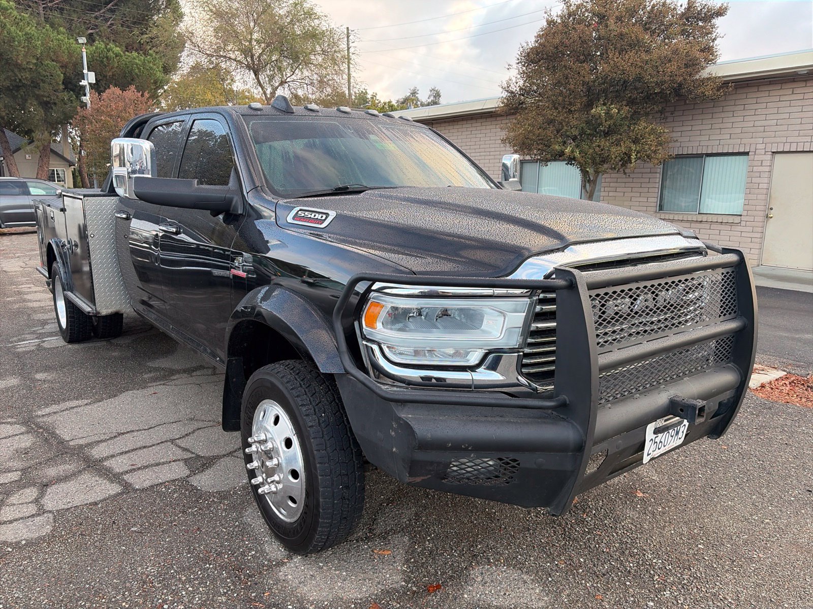 Used 2022 RAM 5500 Laramie AWD/4WD image 4