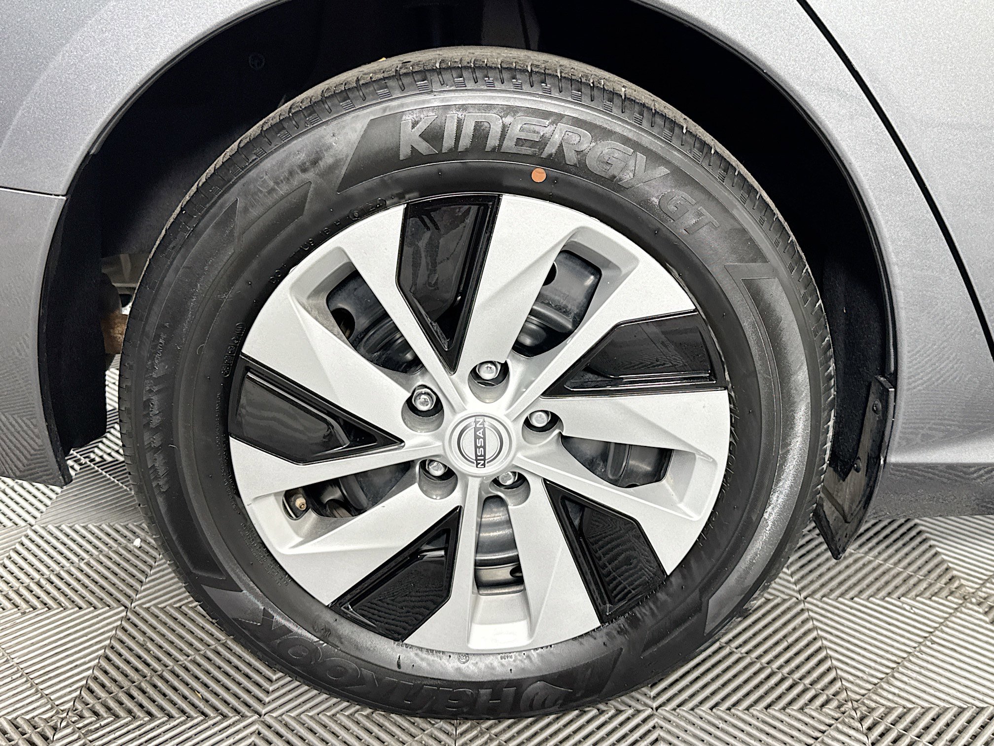 Used 2024 Nissan Altima 2.5 S image 59