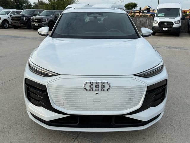 Used 2025 Audi Q6 e-tron Prestige AWD/4WD image 2